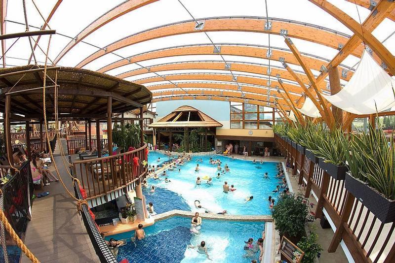 Apartmany Holiday Tatralandia Liptovsky Mikulas Exterior photo